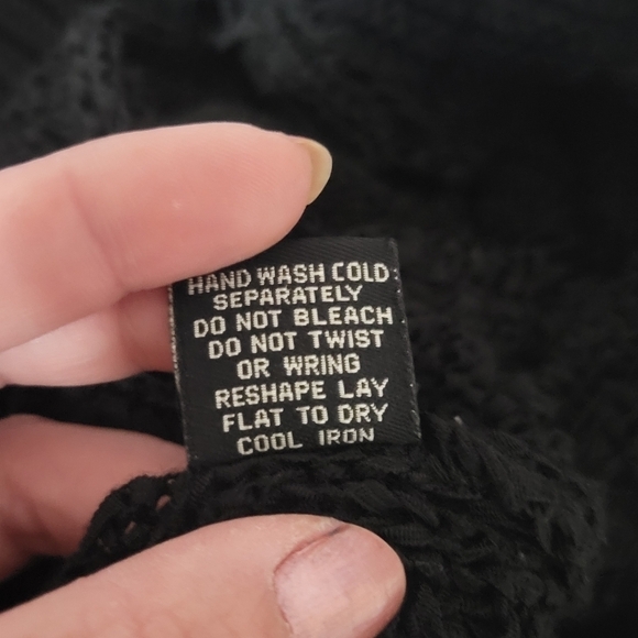 BCBGMAXAZRIA waterfall high low sweater size medium - Picture 7 of 7